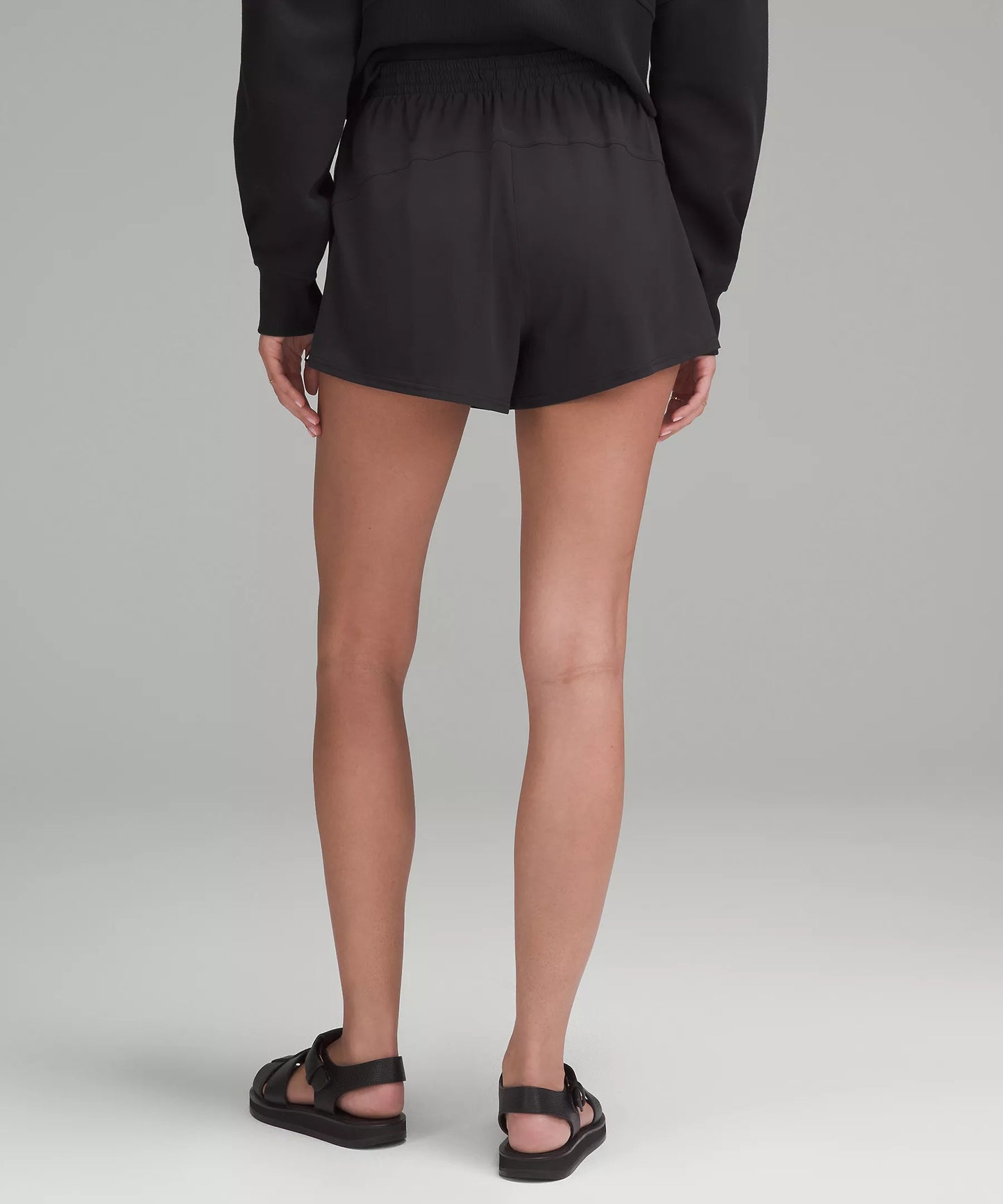 Court Rival High-Rise Short 3"