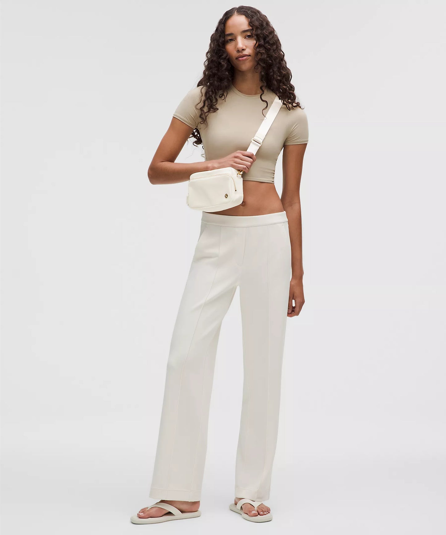 Everywhere Crossbody Bag 2L Metal Hardware