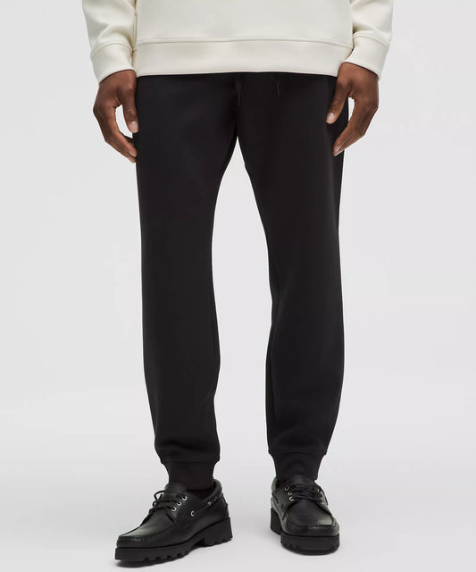 Smooth Spacer Jogger (Regular) - Black