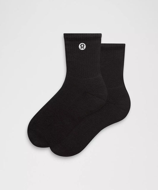 Unisex Daily Essential Quarter Socks - Black