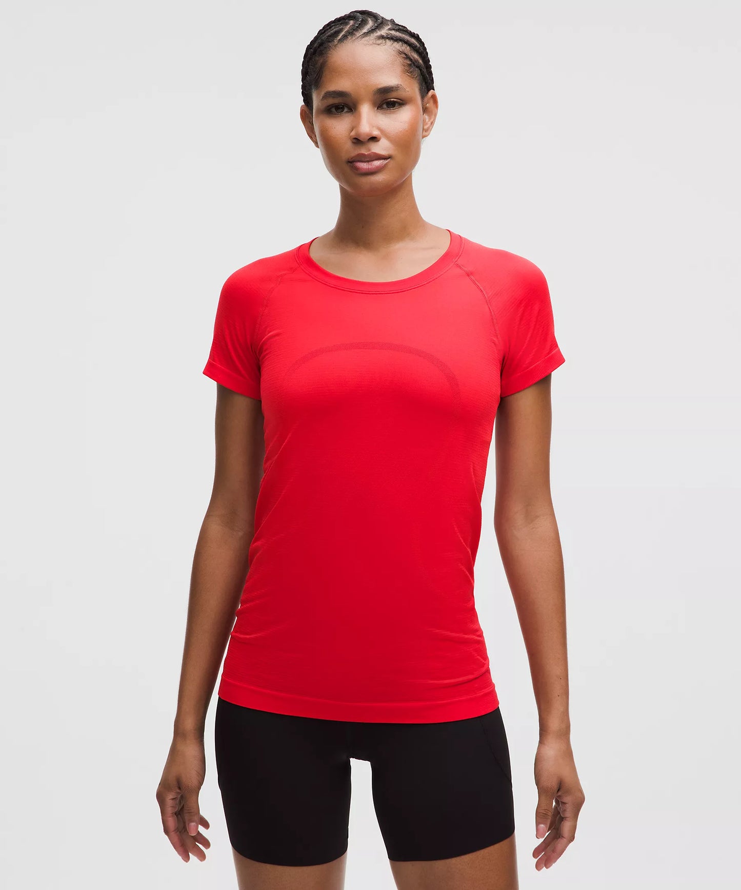 Swiftly Tech Short-Sleeve Shirt 2.0 (Hip Length)