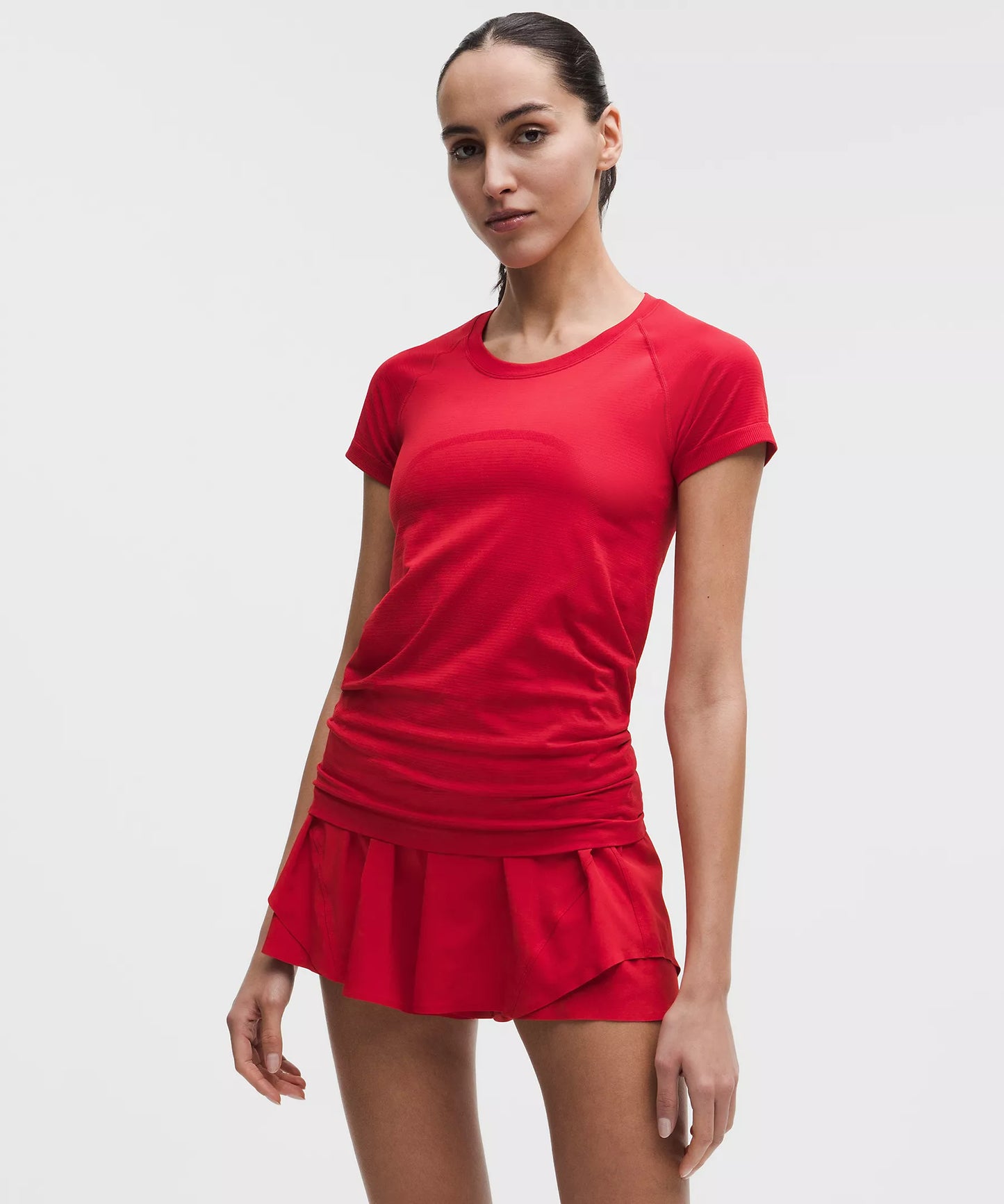 Swiftly Tech Short-Sleeve Shirt 2.0 Hip Length - Lulu Red