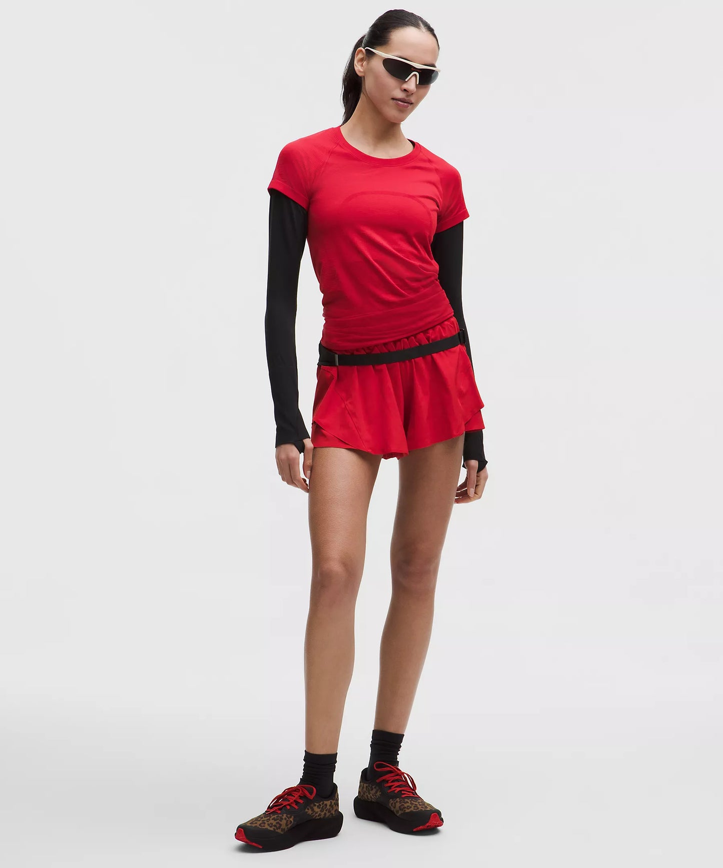 Swiftly Tech Short-Sleeve Shirt 2.0 Hip Length - Lulu Red