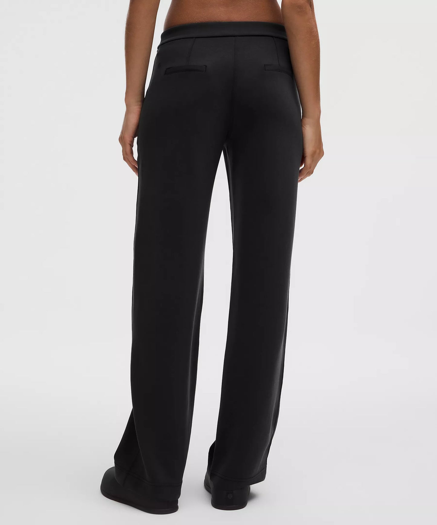 Softstreme Pintuck Mid-Rise Pant Regular - Black