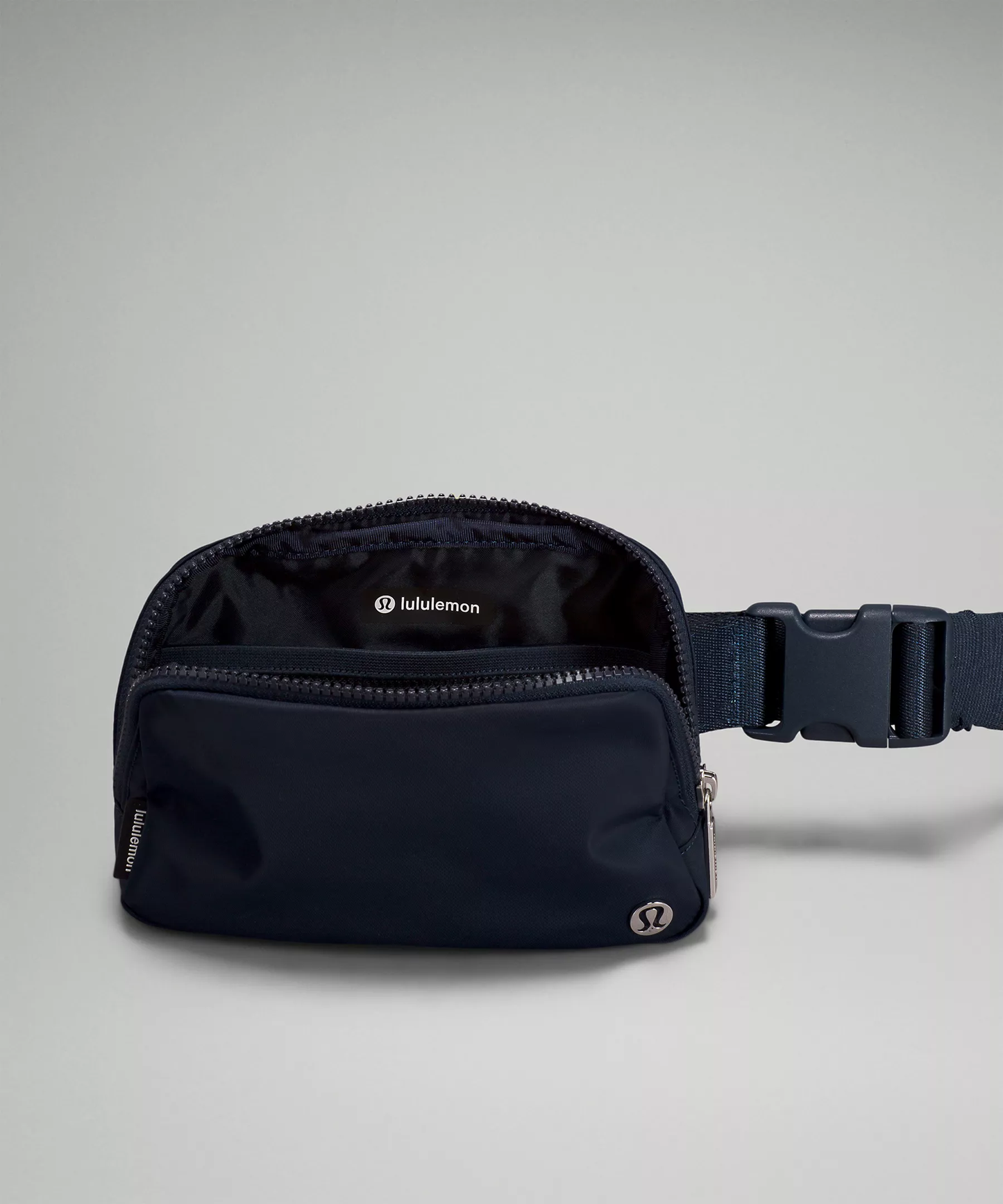Everywhere Belt Bag 1L - True Navy