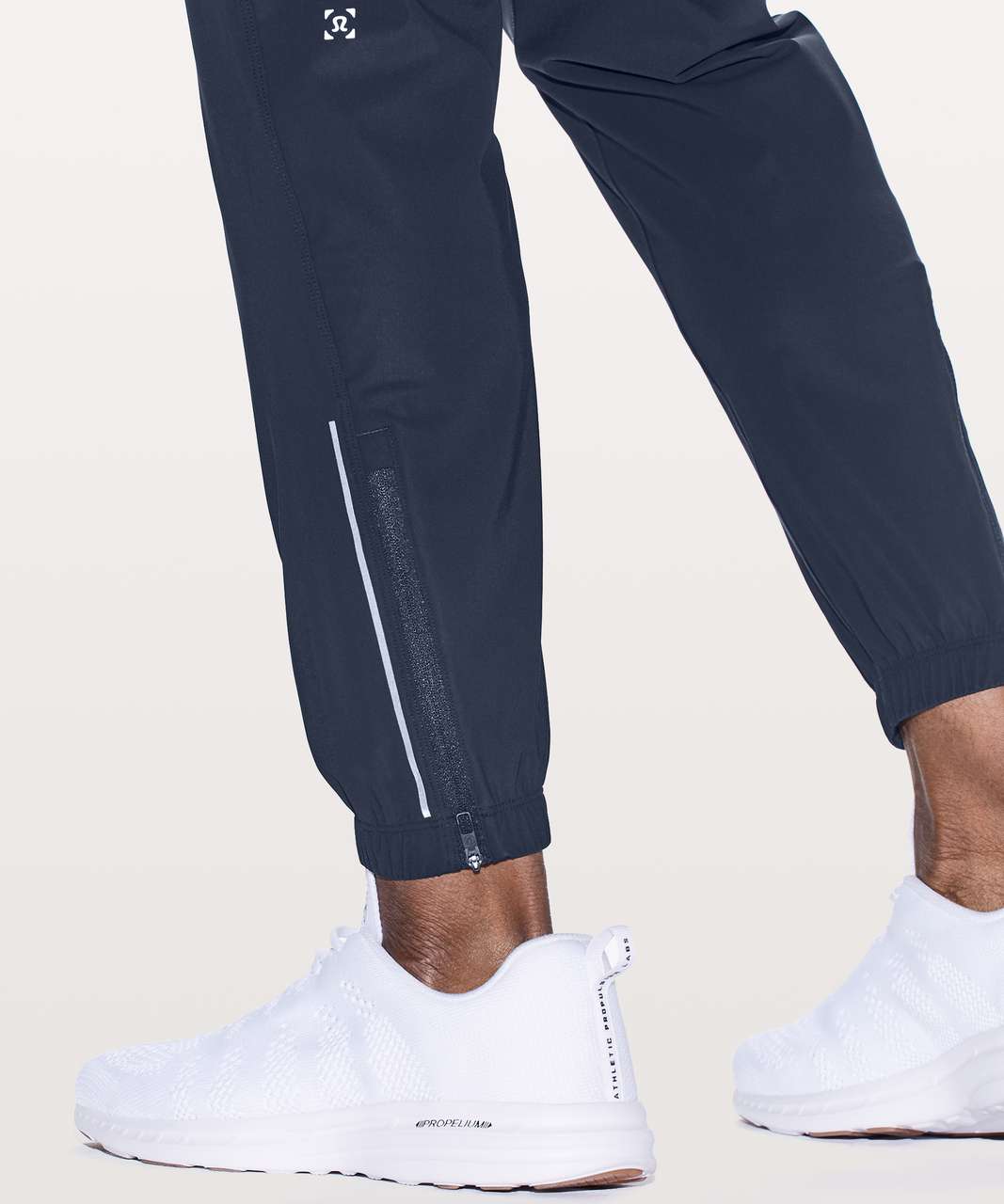 Surge Jogger - True Navy