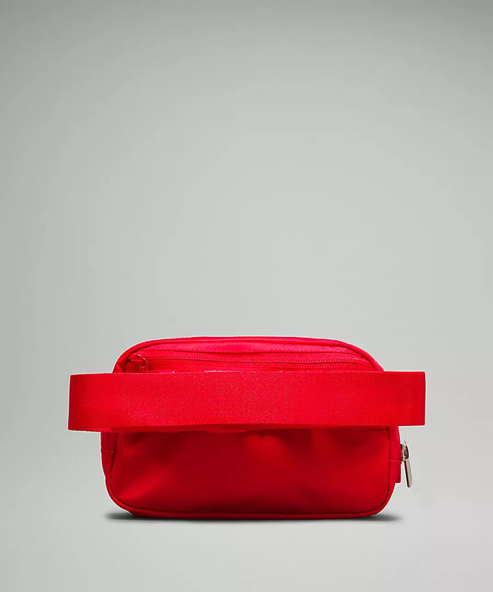 Everywhere Belt Bag 1L - True Red